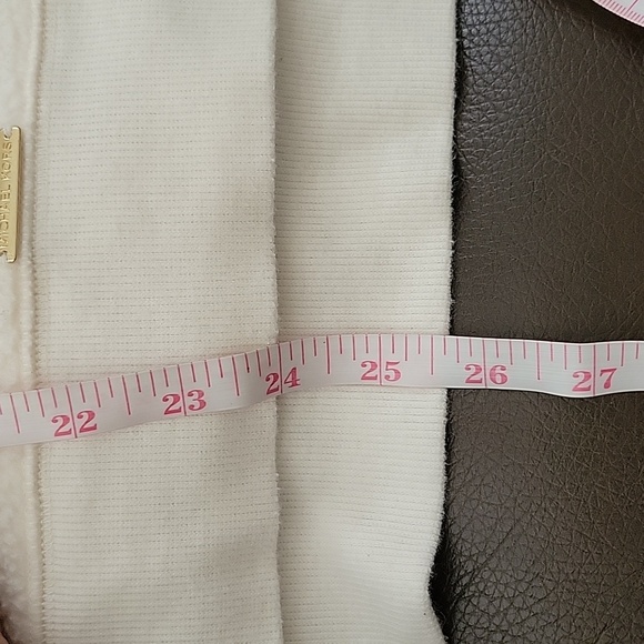 Michael Kors Cream Colored, Fuzzy, Oversized Top, Crew Neck, Long Sleeve, Small - Picture 7 of 7